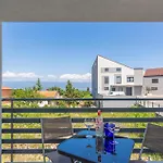 Front In * Vrbnik (Primorje-Gorski Kotar)