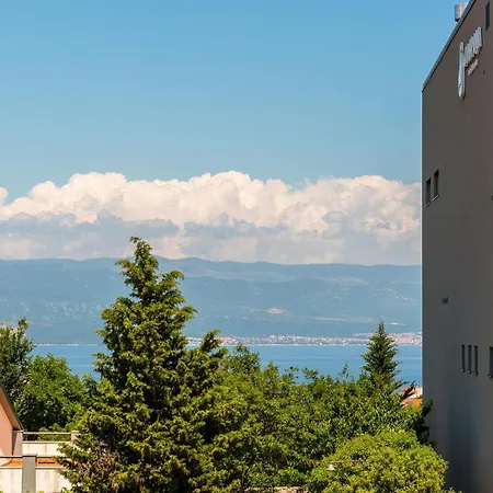 Apartman Front In *